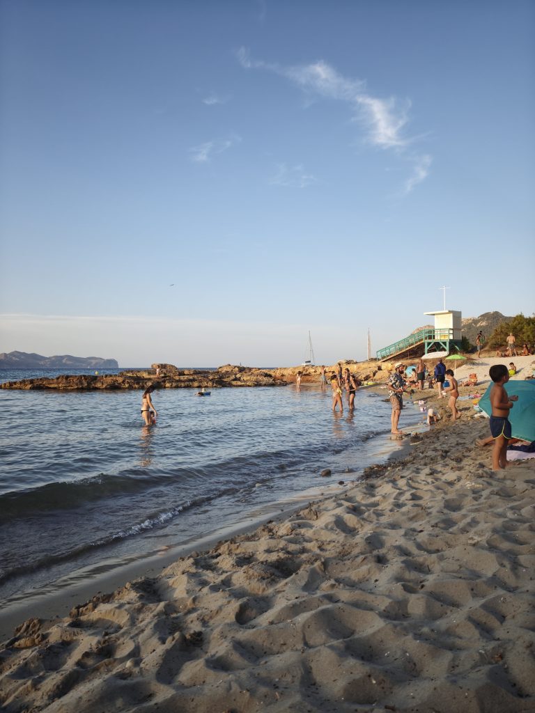 Platja de Sa Font de Sant Joan + platja de sant pere